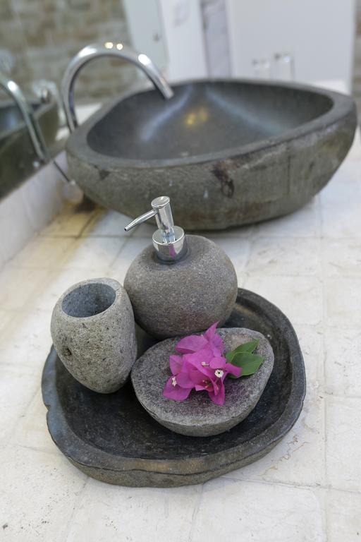 Tamoa Boutique Hotel Gili Trawangan Exterior photo